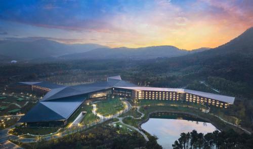 luxury hotels in Nanjing Area