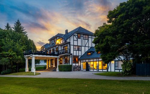 luxury hotels in Rotorua