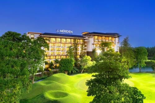 luxury hotels in Lat Krabang