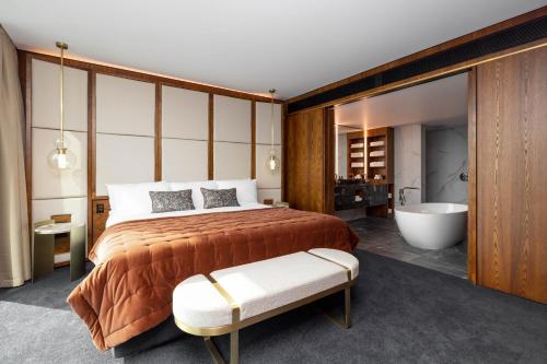 luxury hotels in Auckland
