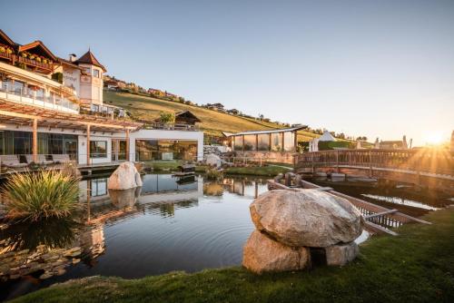 luxury hotels in Maranza