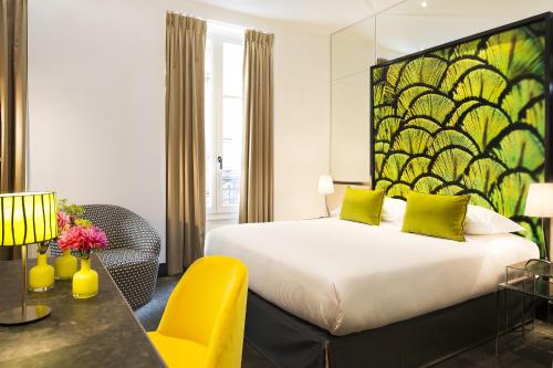 luxury hotels in 9Th Arrondissement