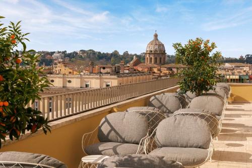 luxury hotels in Pantheon