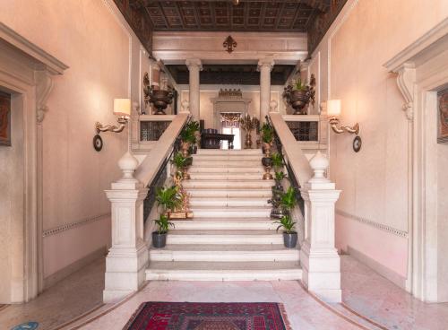 luxury hotels in Bologna Province