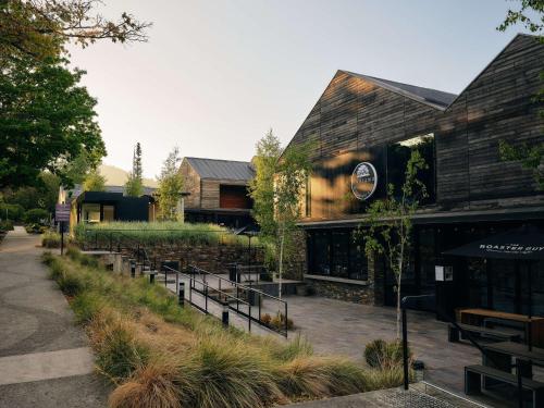 luxury hotels in Victoria