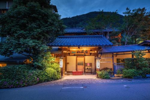 luxury hotels in Chubu