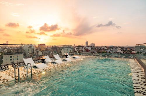 luxury hotels in Hanoi