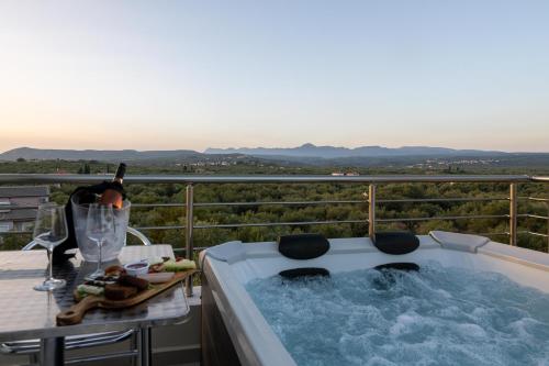 luxury hotels in Peloponnese