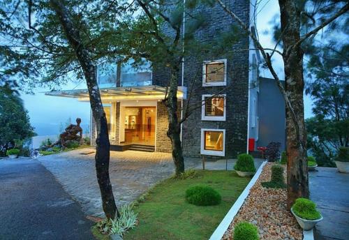 luxury hotels in Thekkady