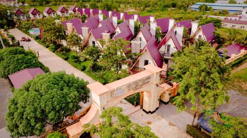 luxury hotels in Kampot