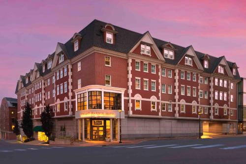 luxury hotels in Maine Beaches
