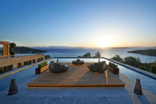 luxury hotels in Torba