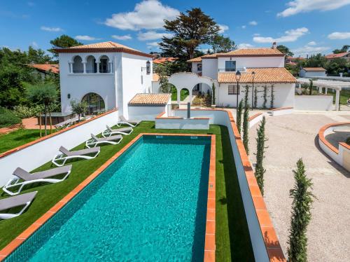 luxury hotels in Côte D'Argent