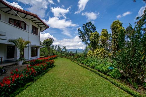 luxury hotels in Nuwara Eliya District