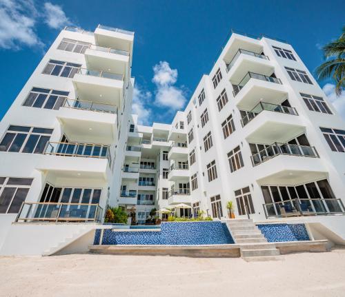 luxury hotels in Belize Province