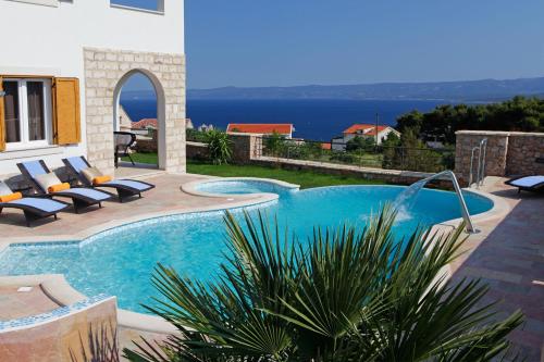 luxury hotels in Makarska Riviera