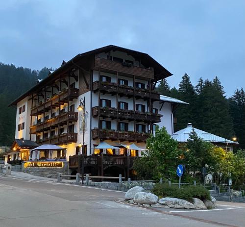 luxury hotels in Skirama Dolomiti Adamello Brenta