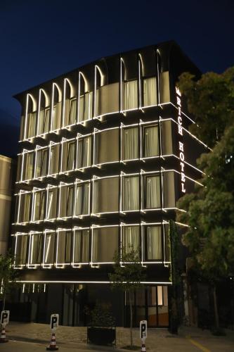 luxury hotels in Pogradec