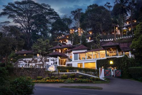 luxury hotels in Thekkady