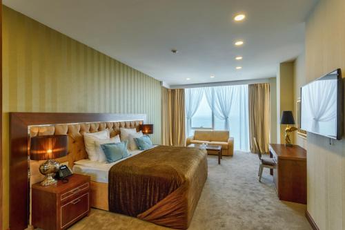 luxury hotels in Odessa Region