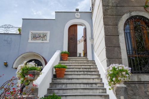 luxury hotels in Vico Equense
