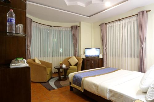 luxury hotels in Pokhara