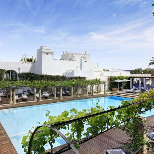 luxury hotels in Bari Province