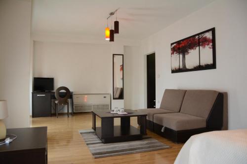 luxury hotels in Kato Loutraki