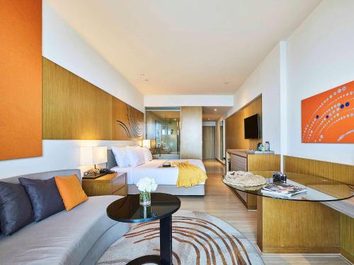 luxury hotels in Na Jomtien