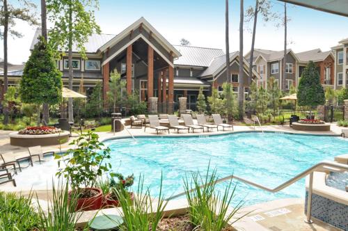 luxury hotels in The Woodlands