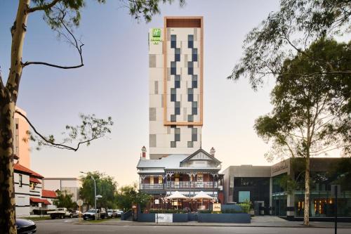 luxury hotels in Perth