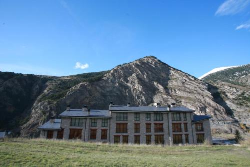 luxury hotels in Vallnord