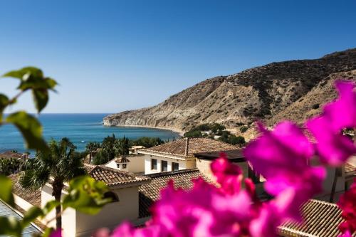 luxury hotels in Limassol