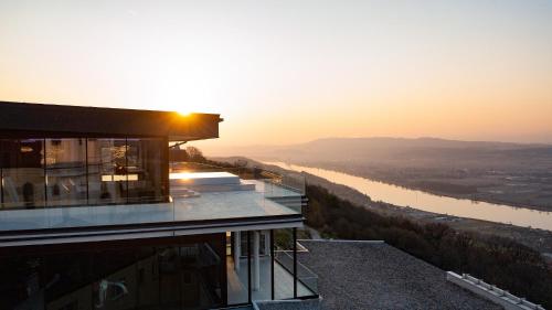 luxury hotels in Weissenkirchen In Der Wachau