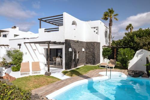 luxury hotels in Corralejo