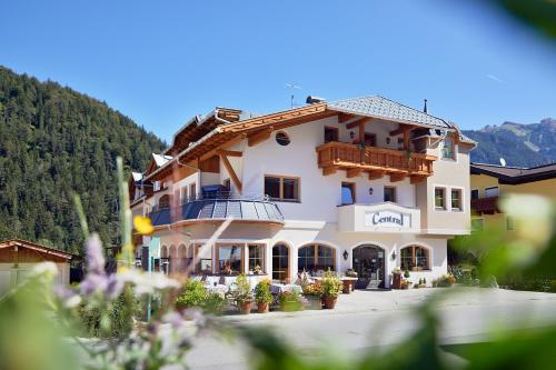 luxury hotels in Inntal