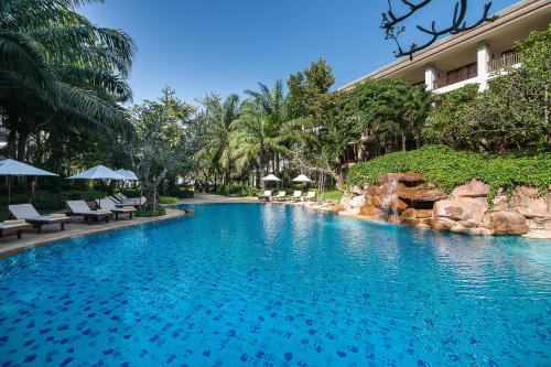 luxury hotels in Na Jomtien