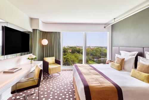 luxury hotels in Kortrijk