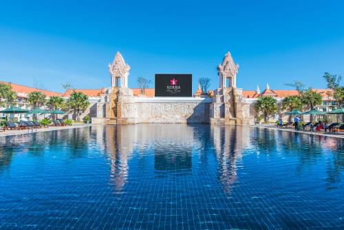 luxury hotels in Siem Reap Province