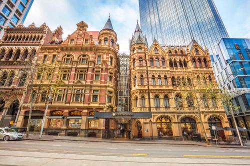 luxury hotels in Melbourne