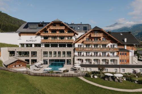 luxury hotels in Lungau
