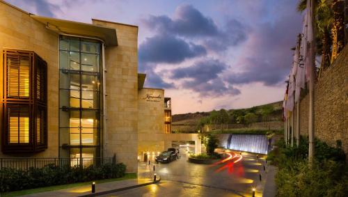 luxury hotels in Greater Beirut