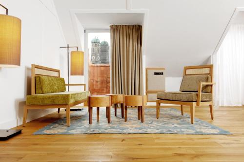 luxury hotels in Lehel