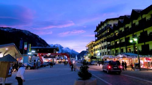 luxury hotels in Skirama Dolomiti Adamello Brenta