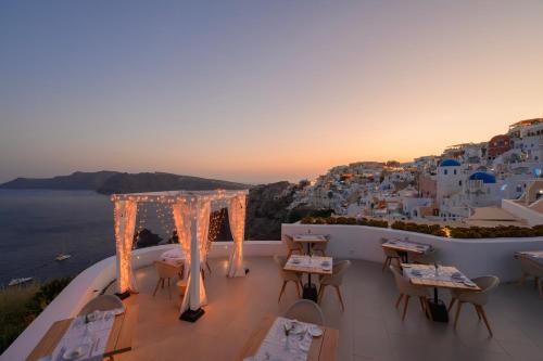 luxury hotels in Santoríni