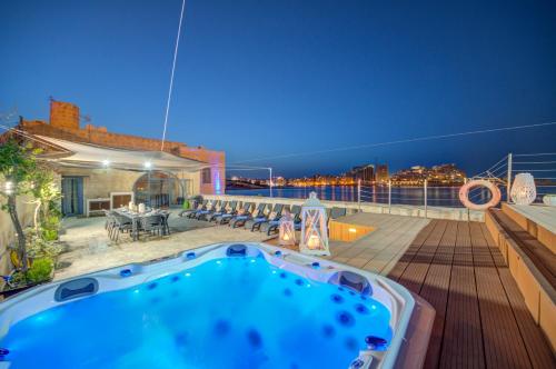 luxury hotels in Malta