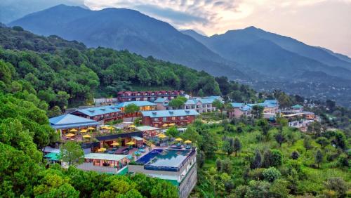 luxury hotels in Dharamshala