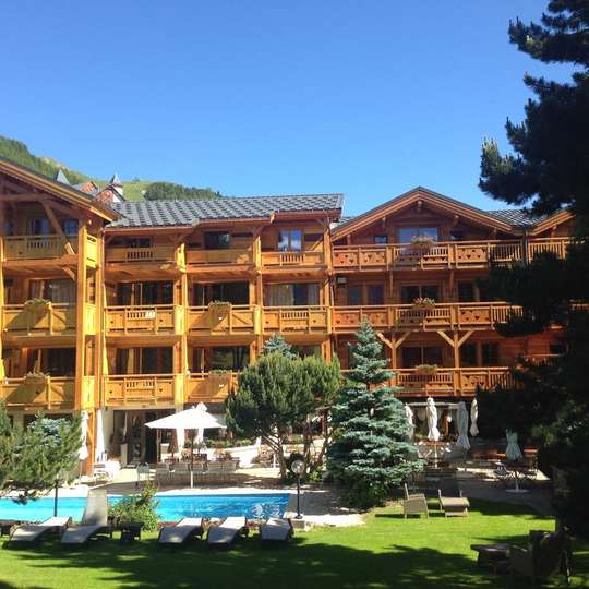 luxury hotels in Isère