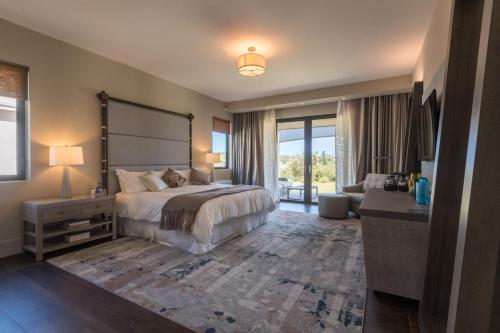 luxury hotels in British West Indies