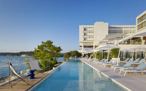 luxury hotels in Pula